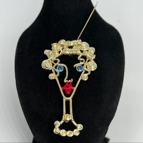 Vintage AJC Funny Figural Lady in Curlers & Lipstick 💄 Brooch - Picture 2 of 5